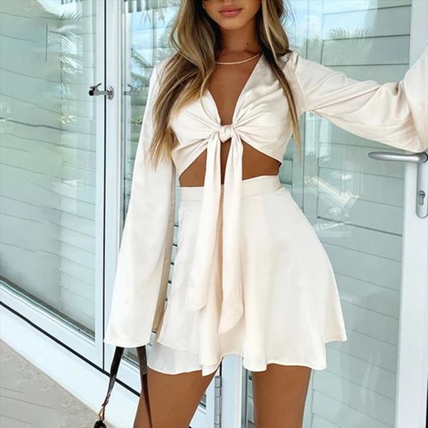 satin two piece set women skirts autumn white lantern long sleeve cardigan lace up wrap mini elegant purper, Black
satin two piece set women skirts autumn white lantern long sleeve cardigan lace up wrap mini elegant purper, Black