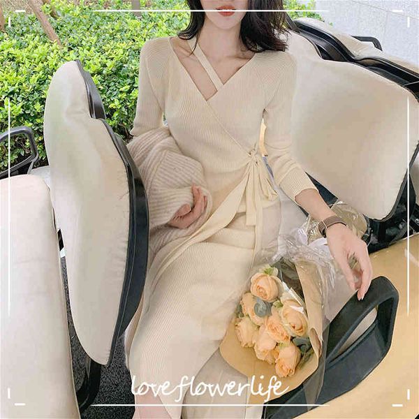 winter sweater dress women designer v-neck midi office dress long sleeve lace-up french party knitted dress korean autumn 210521, Black;gray
winter sweater dress women designer v-neck midi office dress long sleeve lace-up french party knitted dress korean autumn 210521, Black;gray