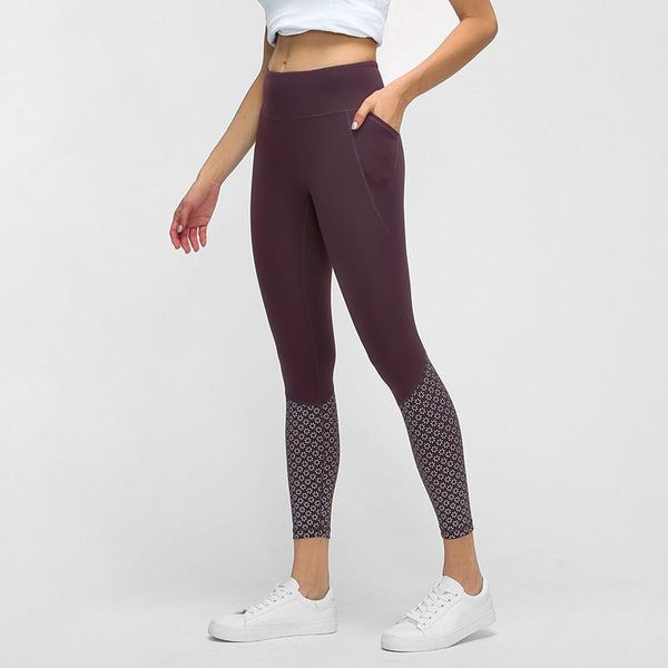 yoga outfits twe naked-feel fabric sport gym tights pants women calf prints squatproof fitness workout legging with side pocket 2021, White;red
yoga outfits twe naked-feel fabric sport gym tights pants women calf prints squatproof fitness workout legging with side pocket 2021, White;red