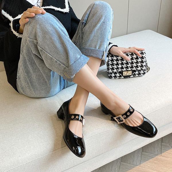 chaussure femme mary janes women shoes high heels round toe pumps female 2021 party wedding cow leather woman dress, Black
chaussure femme mary janes women shoes high heels round toe pumps female 2021 party wedding cow leather woman dress, Black
