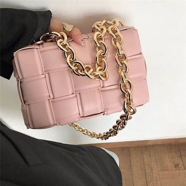 ather chain woven pillow lattice pure leather minority autumn and winter single shoulder messenger armpit bag designer handbag wan
ather chain woven pillow lattice pure leather minority autumn and winter single shoulder messenger armpit bag designer handbag wan