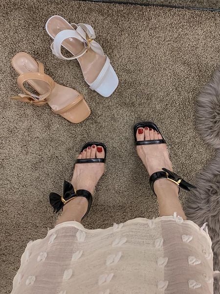 sandals women's summer 2021 fashion bow high heel open toe square shoes for women dress, Black
sandals women's summer 2021 fashion bow high heel open toe square shoes for women dress, Black