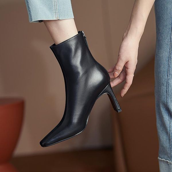 boots special 2021 winter women's leather fashion long tube trendy round toe high heels street party school, Black
boots special 2021 winter women's leather fashion long tube trendy round toe high heels street party school, Black