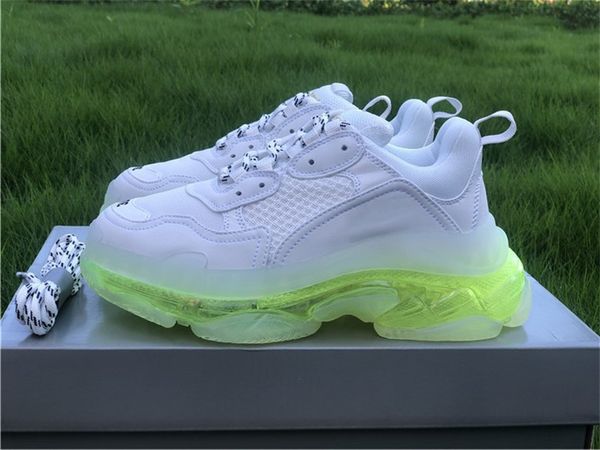 mens triple-s dad platform casual shoes womens white triple sports sneakers size eu35-46
mens triple-s dad platform casual shoes womens white triple sports sneakers size eu35-46