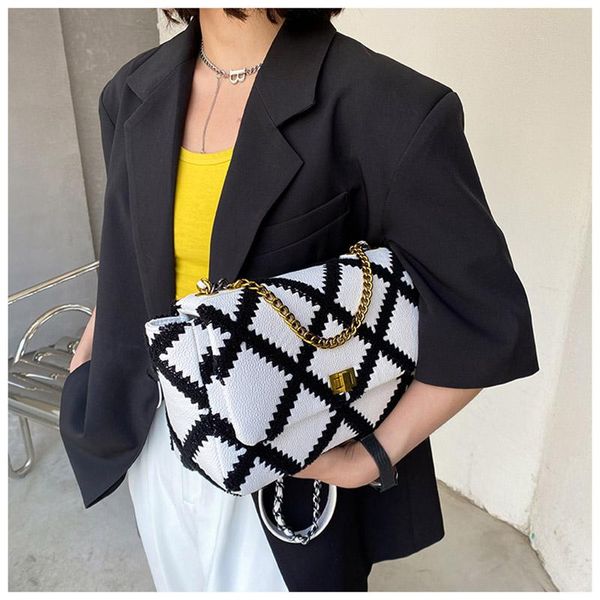 evening bags luxury designer ladies chain crossbody 2021 winter classic lattice shoulder bag for women shopping handbags purses female
evening bags luxury designer ladies chain crossbody 2021 winter classic lattice shoulder bag for women shopping handbags purses female