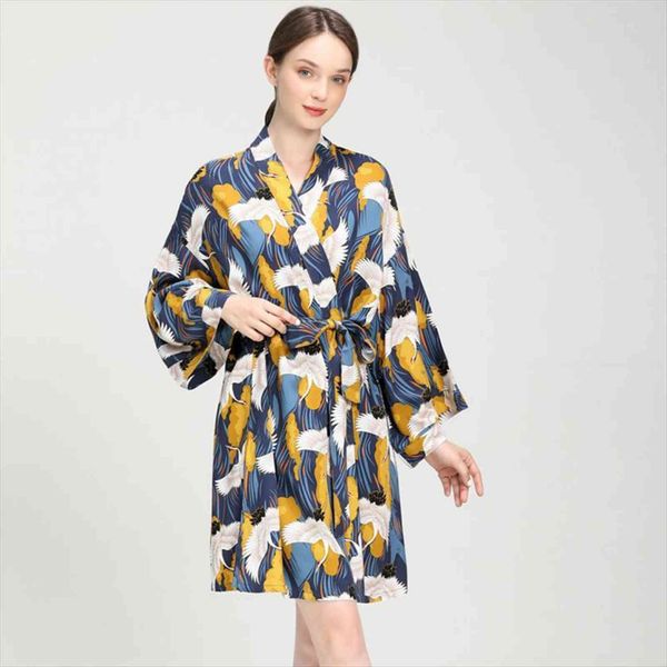 yellow crane robe spring women sleepwear viscose nightgown flower printed long sleeve pajamas bathrobe for female, Black;red
yellow crane robe spring women sleepwear viscose nightgown flower printed long sleeve pajamas bathrobe for female, Black;red