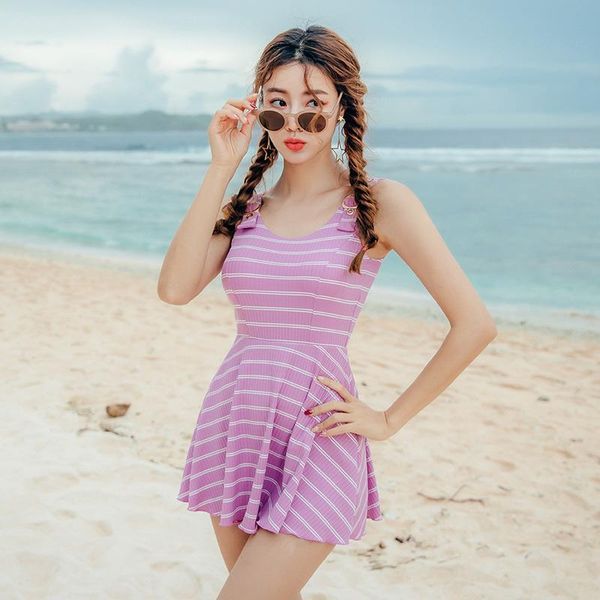 one-piece suits sanqi female swimwear women's skirts in winter were thin and covered belly conservative spring swimsuit swimming
one-piece suits sanqi female swimwear women's skirts in winter were thin and covered belly conservative spring swimsuit swimming