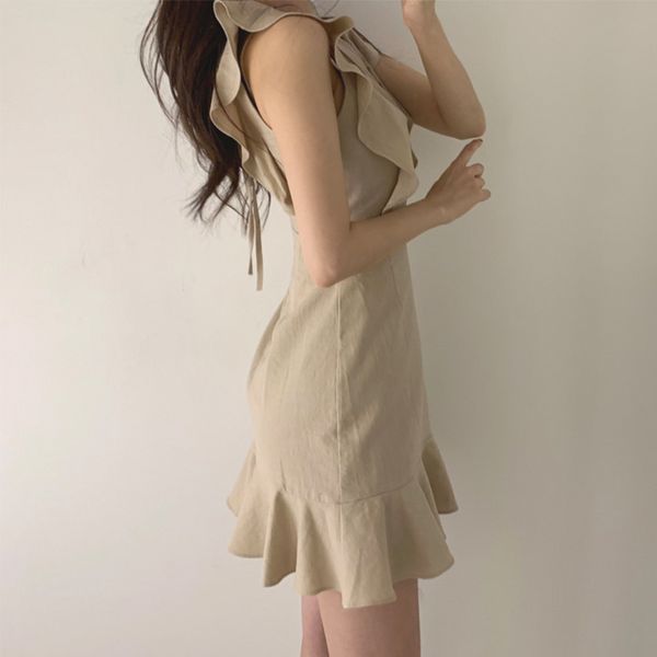 dresses summer chic elegant v neck flying sleeve wrap hip mermaid dress mini slim clothing women vintage korean vestido 210429, Black;gray
dresses summer chic elegant v neck flying sleeve wrap hip mermaid dress mini slim clothing women vintage korean vestido 210429, Black;gray