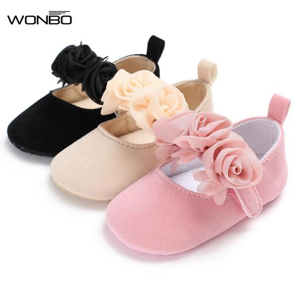 fall flower style cotton farbic baby moccasin shoes girl princess dress mary jane cute 0-18m first walkers
fall flower style cotton farbic baby moccasin shoes girl princess dress mary jane cute 0-18m first walkers