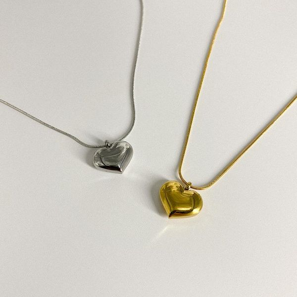 chains korean ins titanium steel necklace silver gold d heart charm choker neckalce for women girls man lovers jewelry gifts
chains korean ins titanium steel necklace silver gold d heart charm choker neckalce for women girls man lovers jewelry gifts