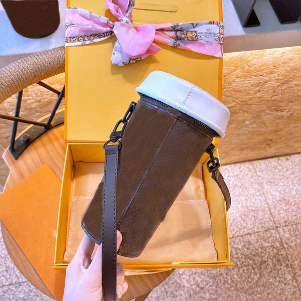 fashion women cup bags luxury designer handbag shoulder bag leather barrel-shaped crossbody artwork purse wallet coin holder
fashion women cup bags luxury designer handbag shoulder bag leather barrel-shaped crossbody artwork purse wallet coin holder