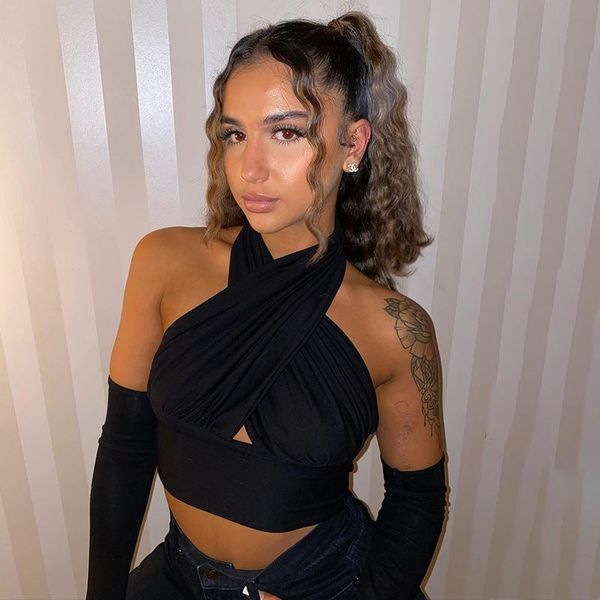 halter wrap crop with sleeve women elegant fashion backless cut-out cropped feminino streetwear t-shirts women's t-shirt, White 
halter wrap crop with sleeve women elegant fashion backless cut-out cropped feminino streetwear t-shirts women's t-shirt, White