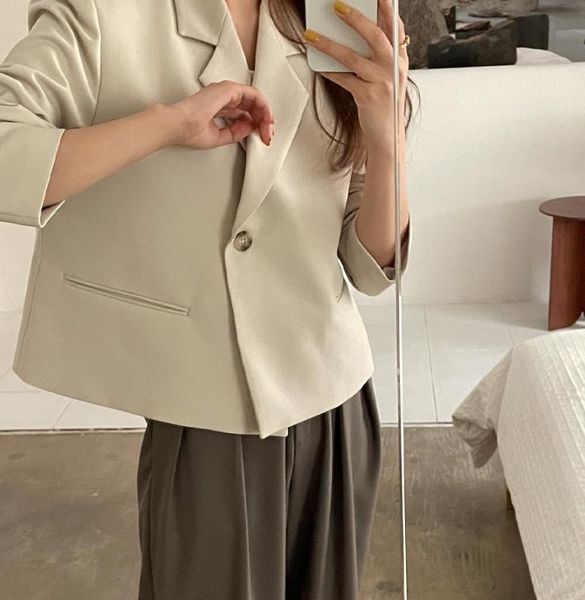 women's tracksuits ins short suit is simple and suitable for girls to wear in dalian monochrome, Gray
women's tracksuits ins short suit is simple and suitable for girls to wear in dalian monochrome, Gray