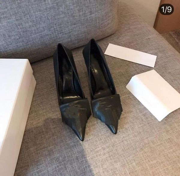 2021 red bottom dress shoes fashion high heels for women party wedding triple black nude yellow pink glitter spikes pointed toes pumps 0628
2021 red bottom dress shoes fashion high heels for women party wedding triple black nude yellow pink glitter spikes pointed toes pumps 0628