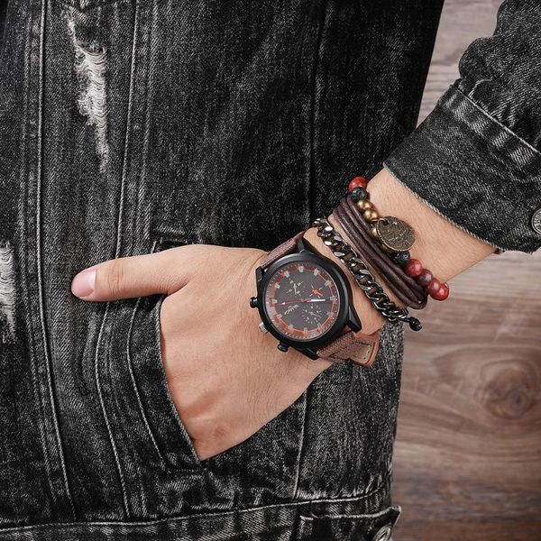 wristwatches 4pcs/set chrismas gift for boyfriend watches bracelet set men casual with leather bracelets without box, Slivery;brown
wristwatches 4pcs/set chrismas gift for boyfriend watches bracelet set men casual with leather bracelets without box, Slivery;brown