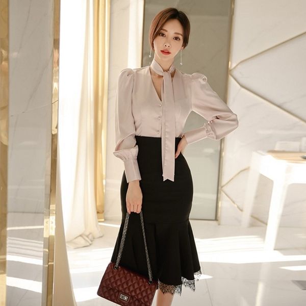 spring office ladies 2 pieces set women long puff sleeve v-neck beige blouse shirt+lace patchwork mermaid skirt suit 210514, White
spring office ladies 2 pieces set women long puff sleeve v-neck beige blouse shirt+lace patchwork mermaid skirt suit 210514, White