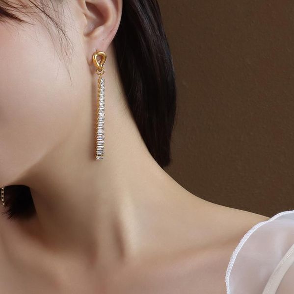 dangle & chandelier elegant gold color stainless steel long drop earrings for women party jewelry 2021 trend, sparkling cubic zirconia earin, Silver
dangle & chandelier elegant gold color stainless steel long drop earrings for women party jewelry 2021 trend, sparkling cubic zirconia earin, Silver