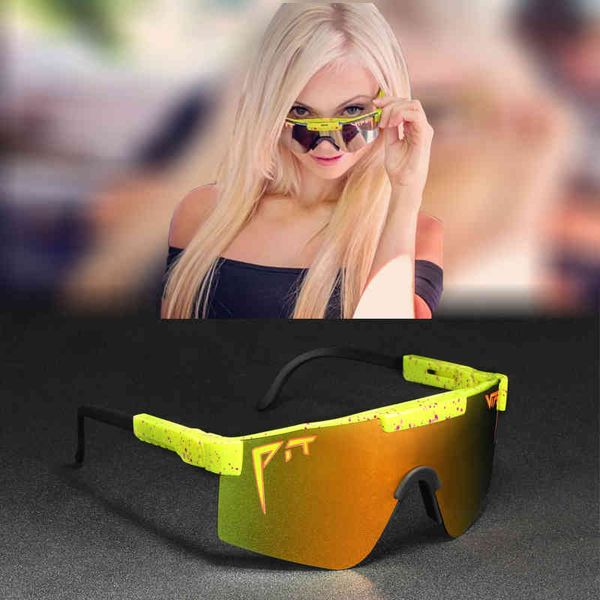 2021 new design big goggles pit viper sunglasses women polarized men driving shades gafas de sol unique style multicolored, White;black
2021 new design big goggles pit viper sunglasses women polarized men driving shades gafas de sol unique style multicolored, White;black