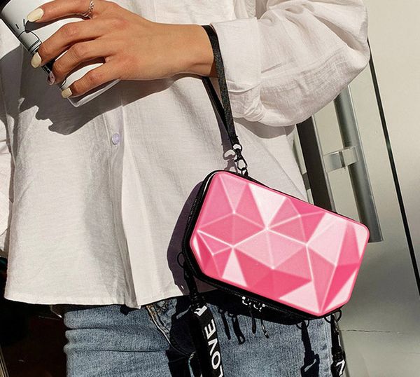 dhl50pcs messenger bag women pc prismatic shaped irregular zipper cosmetic bags mix color
dhl50pcs messenger bag women pc prismatic shaped irregular zipper cosmetic bags mix color