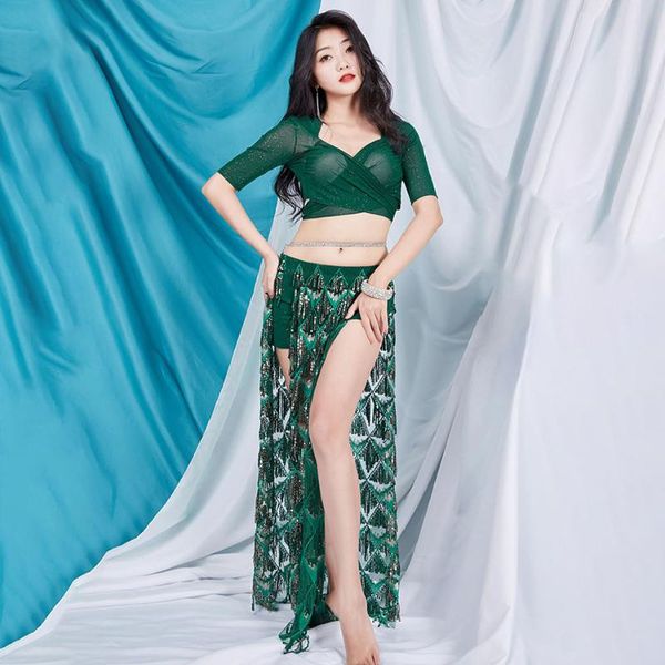 stage wear 2021 5577 female belly dance dress women half sleeve sequins skirt latin performance modern dancing, Black;red
stage wear 2021 5577 female belly dance dress women half sleeve sequins skirt latin performance modern dancing, Black;red