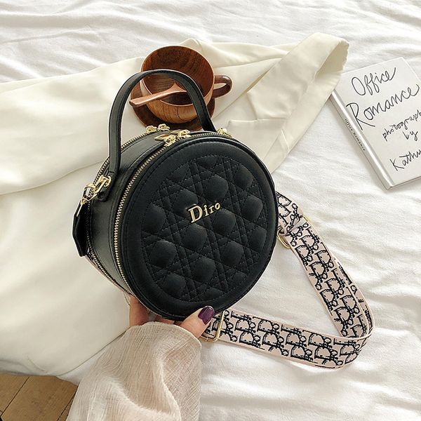 luxury handbags women's 2021 summer new net red single room messenger bag small round letter bag fragrance fashion
luxury handbags women's 2021 summer new net red single room messenger bag small round letter bag fragrance fashion