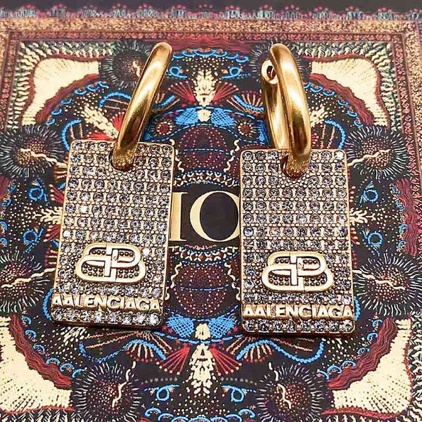design jewelry full diamond letter paris tower earrings 2021 fashion simple earrings female, Silver
design jewelry full diamond letter paris tower earrings 2021 fashion simple earrings female, Silver