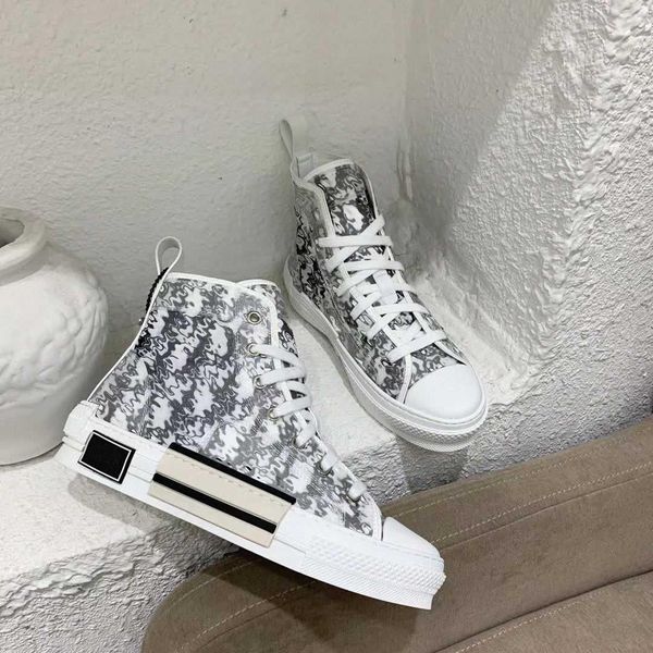 2021 b 23 high low cut oblique bee men women luxurys shoes fashion pairs technical leather outdoor platform designers classic sneakers
2021 b 23 high low cut oblique bee men women luxurys shoes fashion pairs technical leather outdoor platform designers classic sneakers