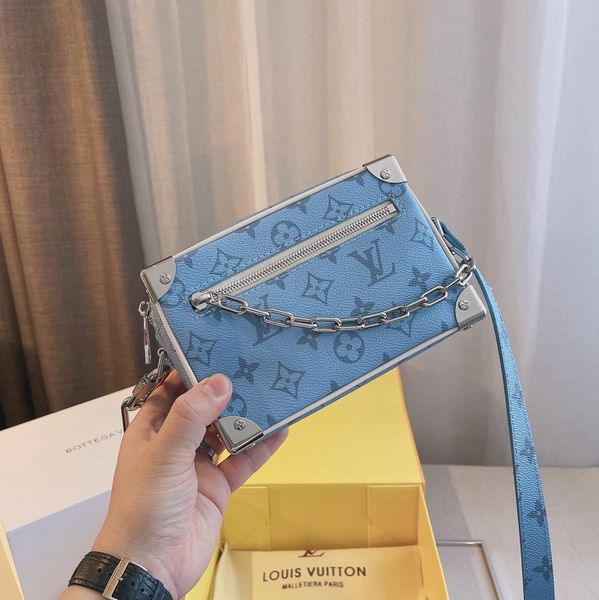 2021 women shoulder bags handbags crossbody messenger bag evening purse totes clutch wallet -l0981, Red;black
2021 women shoulder bags handbags crossbody messenger bag evening purse totes clutch wallet -l0981, Red;black