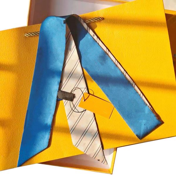 luxury designer design woman's scarf, fashion letter copy handbag scarves, neckties, hair bundles ,100% silk, Blue;gray
luxury designer design woman's scarf, fashion letter copy handbag scarves, neckties, hair bundles ,100% silk, Blue;gray