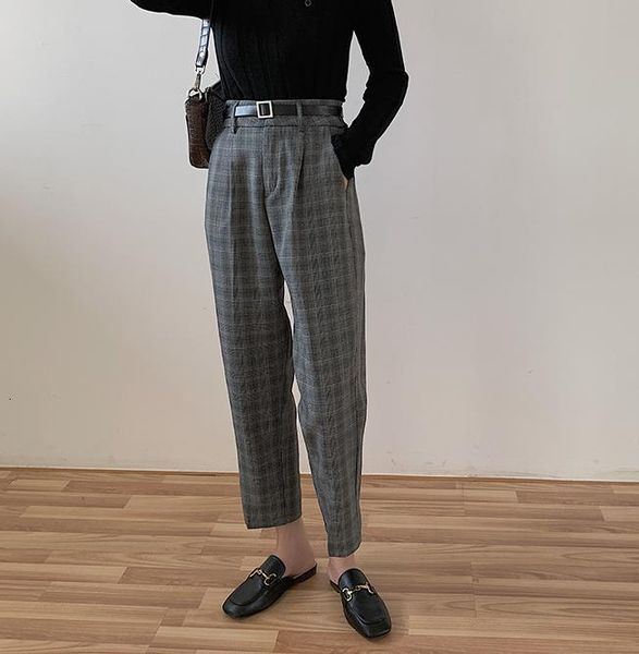 capris mujer with belt trellis straight harem 2021 plus size chess female wear high-waisted pants, Black;white
capris mujer with belt trellis straight harem 2021 plus size chess female wear high-waisted pants, Black;white