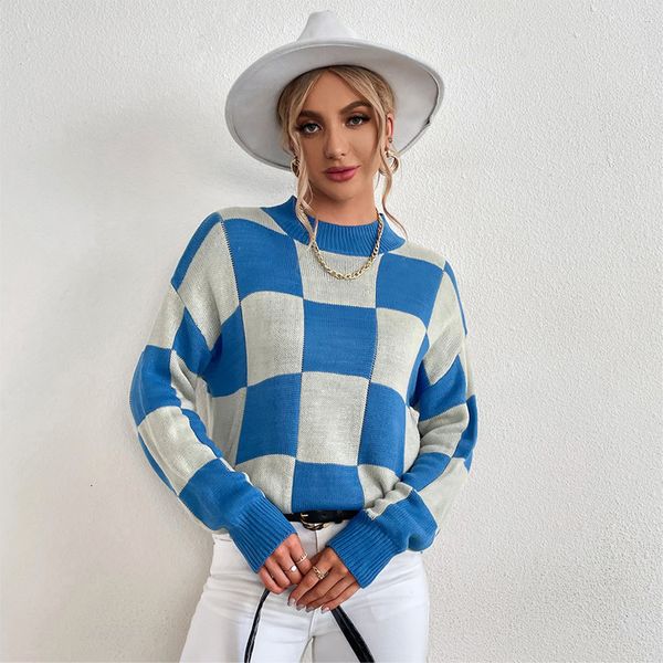 women's 2021 autumn chessboard plaid sweater loose pullover knitted bottomed shirt, White;black
women's 2021 autumn chessboard plaid sweater loose pullover knitted bottomed shirt, White;black