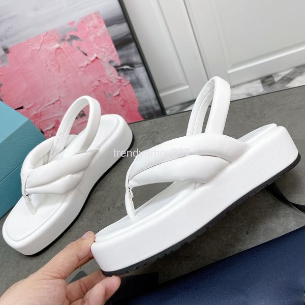 dress shoes woven toe clip with thick soled sandals women's summer trip open muffin shoes leather rhomboid flat, Black
dress shoes woven toe clip with thick soled sandals women's summer trip open muffin shoes leather rhomboid flat, Black