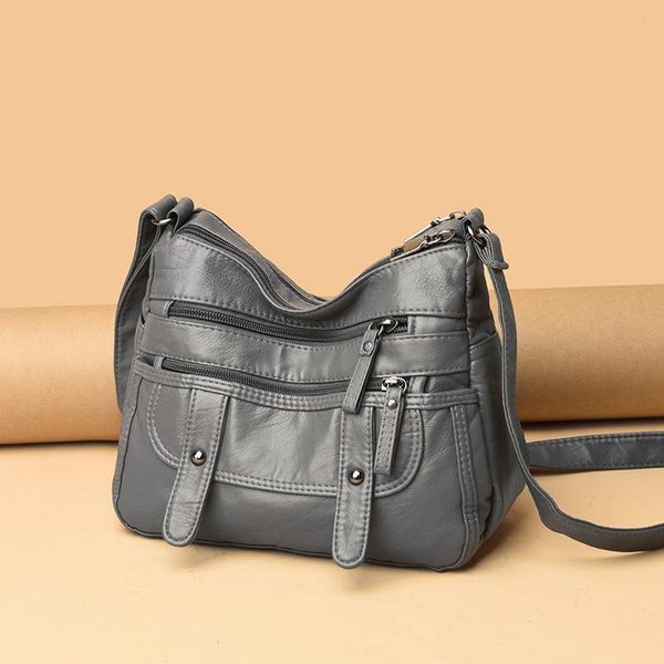 shoulder bags large-capacity european and beautiful women single-shoulder messenger bag fashion casual multi-layer soft leather
shoulder bags large-capacity european and beautiful women single-shoulder messenger bag fashion casual multi-layer soft leather