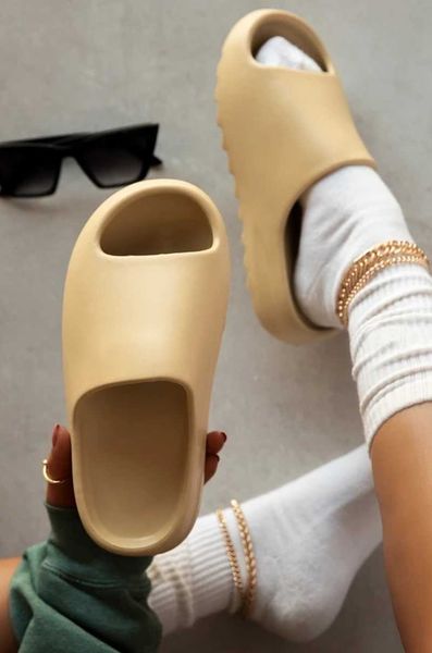 home women thick bottom slippers platform chunky heel living room bathroom slides non slip trend designer shoes ladies female h0827, Black
home women thick bottom slippers platform chunky heel living room bathroom slides non slip trend designer shoes ladies female h0827, Black