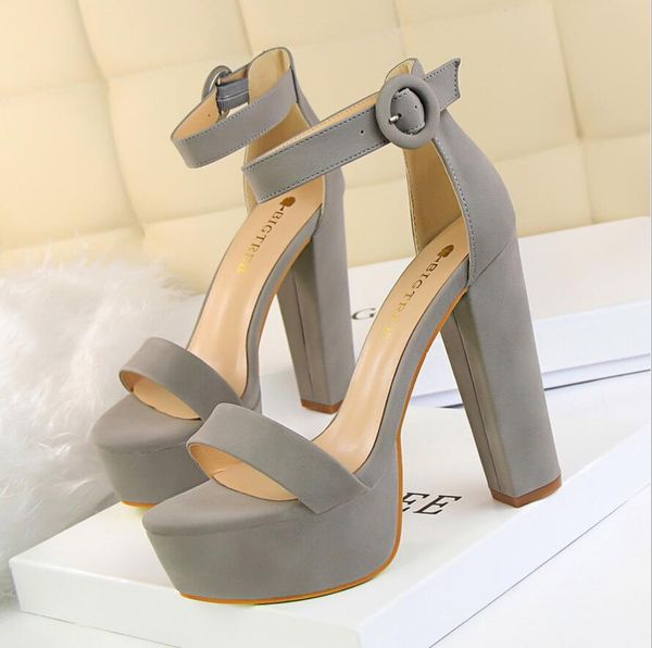 2021 spring autumn fashion designer shoes leather pointed thin boots wild thick high heel comfortable women's boot, Black
2021 spring autumn fashion designer shoes leather pointed thin boots wild thick high heel comfortable women's boot, Black