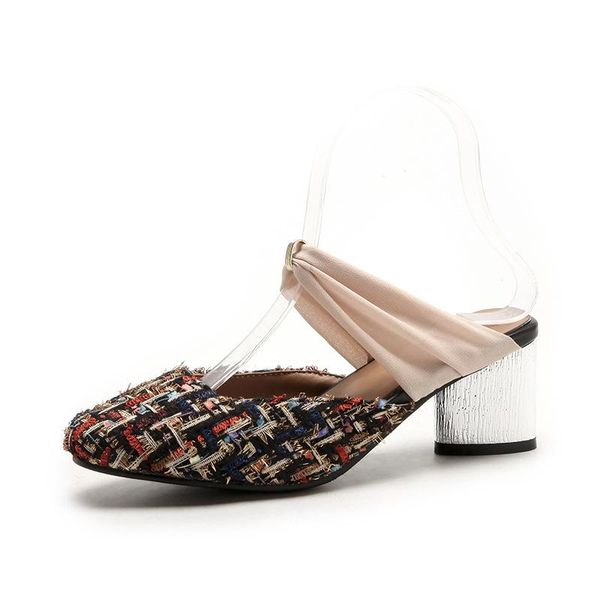 the summer 2021 half slippers female small pure and fresh thick with party 31 sandals 18417-46 yards, Black
the summer 2021 half slippers female small pure and fresh thick with party 31 sandals 18417-46 yards, Black