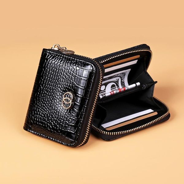 alligator pu wallet women small short credit amp bank card holder wallets zipper purses female coin purse, Red;black
alligator pu wallet women small short credit amp bank card holder wallets zipper purses female coin purse, Red;black
