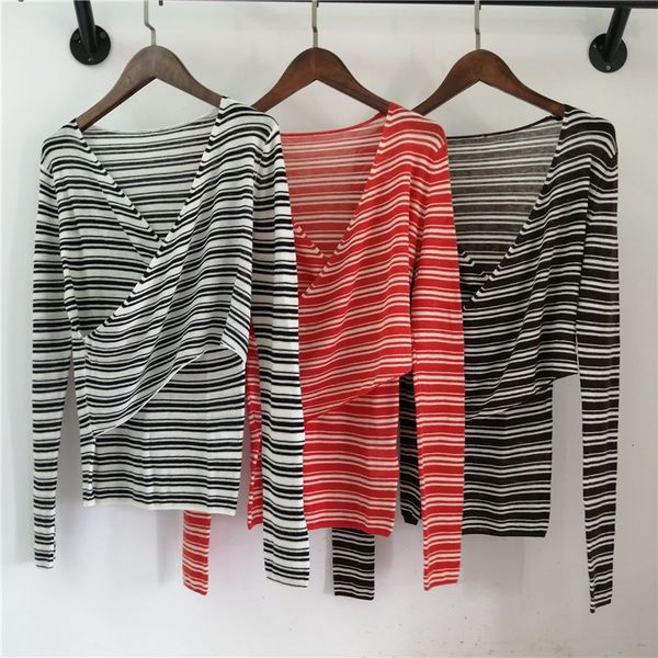 sweater concise temperament, lightweight and comfortable, wrapped v-neck water-soluble wool striped women 89op, White;black
sweater concise temperament, lightweight and comfortable, wrapped v-neck water-soluble wool striped women 89op, White;black