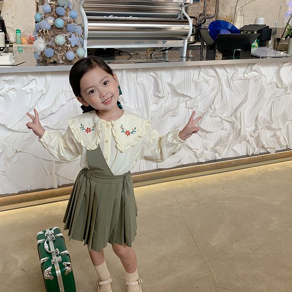 2021 spring autumn girls embroidered flower pattern shirt childrens single-breasted shirt kids doll collar shirt 2-8y, White;black
2021 spring autumn girls embroidered flower pattern shirt childrens single-breasted shirt kids doll collar shirt 2-8y, White;black