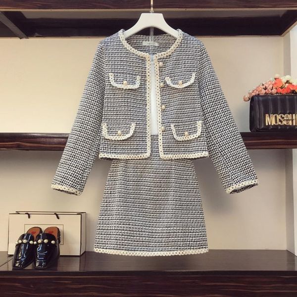 women's tracksuits autumn winter vintage tweed 2 piece set women short woolen jacket coat + bodycon mini skirt suits elegant two outfit, Gray
women's tracksuits autumn winter vintage tweed 2 piece set women short woolen jacket coat + bodycon mini skirt suits elegant two outfit, Gray