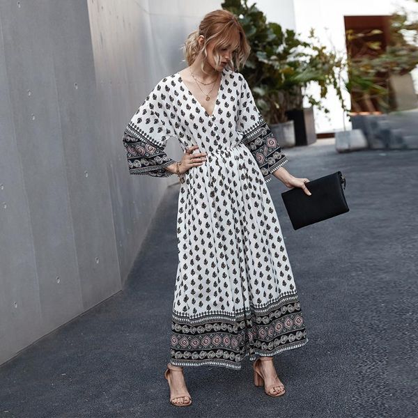 ladies elegant spring summer bohemian deep v-neck dress a-line print high waist long for women casual dresses, Black;gray
ladies elegant spring summer bohemian deep v-neck dress a-line print high waist long for women casual dresses, Black;gray