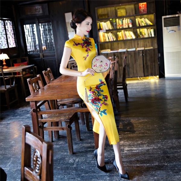 long qipao modern dress ladies elegant silk sleeve cheongsam chinese traditional lace plus size for women ethnic clothing, Red
long qipao modern dress ladies elegant silk sleeve cheongsam chinese traditional lace plus size for women ethnic clothing, Red