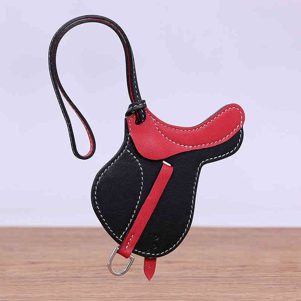 fashion swift horse saddle keychain real leather paddock e bag charm car pendant handbag ornament handmade, Silver
fashion swift horse saddle keychain real leather paddock e bag charm car pendant handbag ornament handmade, Silver