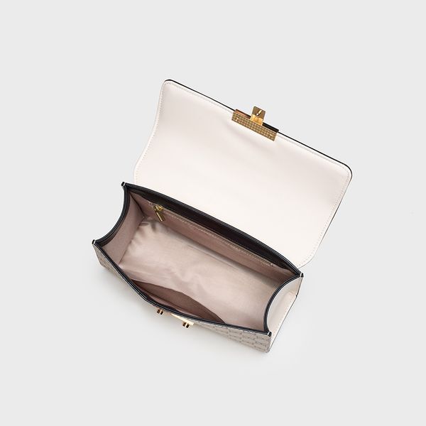 luxury design leather women's bag new fashion printed chain lock small square simple messenger live broadcast purses
luxury design leather women's bag new fashion printed chain lock small square simple messenger live broadcast purses