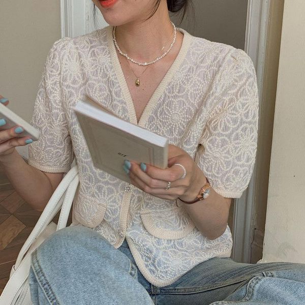 women's blouses & shirts 1086 elegant shirt for women high vintage fashion casual unique jacquard pockets button short sleeve v-neck f, White
women's blouses & shirts 1086 elegant shirt for women high vintage fashion casual unique jacquard pockets button short sleeve v-neck f, White