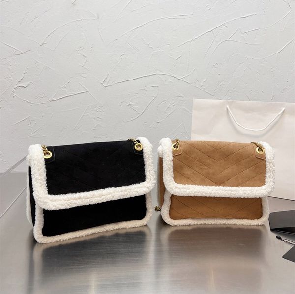 evening bags luxurys designers bags leather shoulder chain bag large environmental protection handbags fashion 2-color size 28 * 20cm
evening bags luxurys designers bags leather shoulder chain bag large environmental protection handbags fashion 2-color size 28 * 20cm