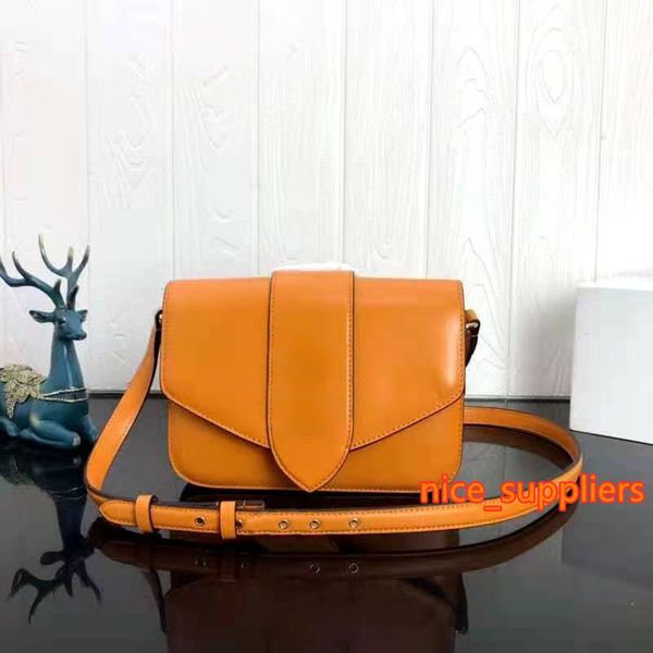 2021 women's l bags handbags crossbody shoulder bag messenger detachable strap, Red;black
2021 women's l bags handbags crossbody shoulder bag messenger detachable strap, Red;black