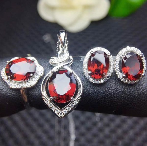 per jewelry natural real red garnet set 1pc ring pendant 1pair stud earring 925 sterling silver s20591 bracelet, earrings & necklace, Black
per jewelry natural real red garnet set 1pc ring pendant 1pair stud earring 925 sterling silver s20591 bracelet, earrings & necklace, Black