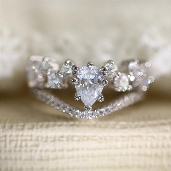cluster rings original 925 sterling silver water drop zircon crown ring for women engagement & marriage diy fine jewelry gift in, Golden;silver
cluster rings original 925 sterling silver water drop zircon crown ring for women engagement & marriage diy fine jewelry gift in, Golden;silver