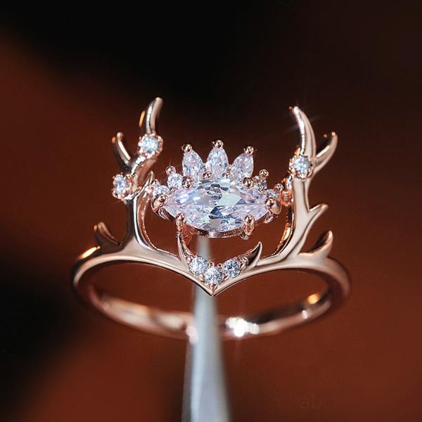 wedding rings for woman fashion glittering and translucent zircon embellished lovely rose gold elk antlers ring, Slivery;golden
wedding rings for woman fashion glittering and translucent zircon embellished lovely rose gold elk antlers ring, Slivery;golden
